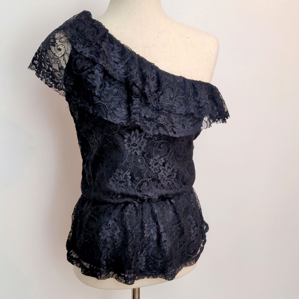 Lace Single One Shoulder Asymmetric Tank Top